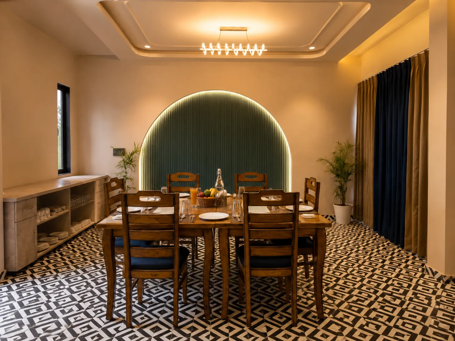 Hotel Alpine Stays — image 6